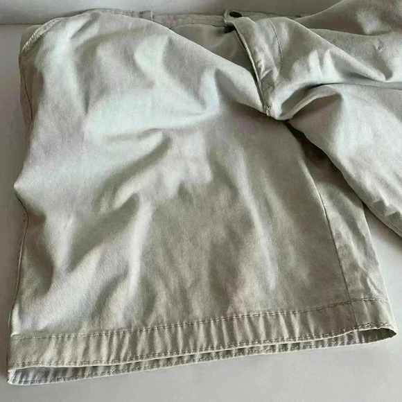 Timberland Khaki Short - Picture 11 of 11